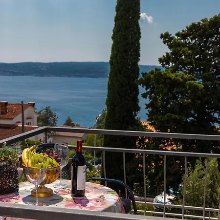 Gloria Luxury Διαμέρισμα *