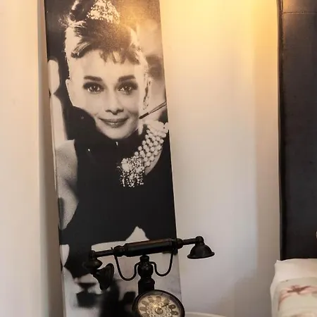 Gloria Luxury